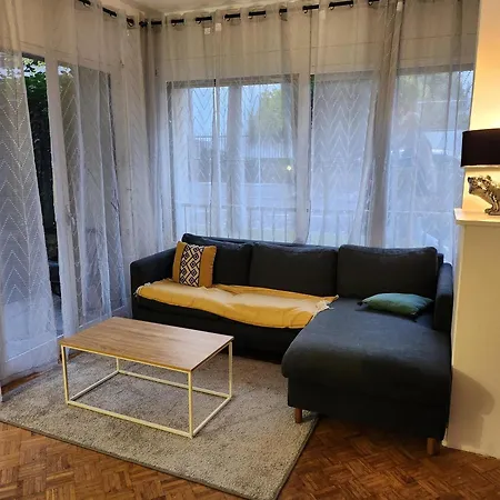 Charming With Garden In Διαμέρισμα Neuilly-sur-Seine